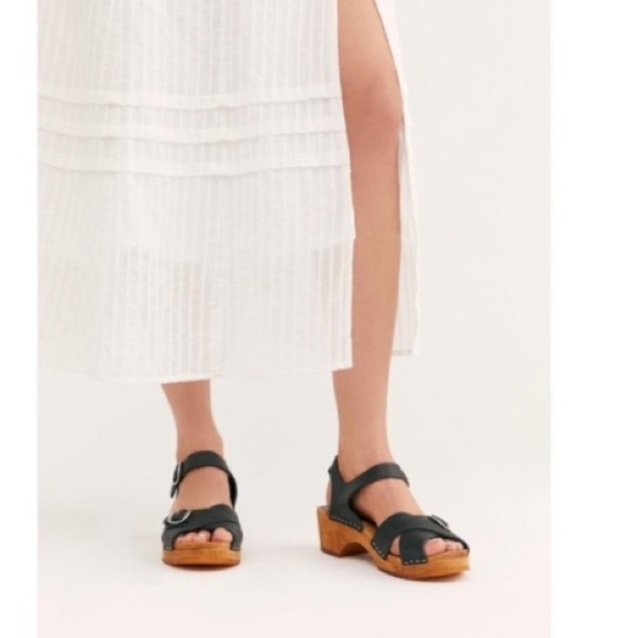 Free People Mia Presley Clogs in Black Leather 39 Hippie Scandi Girl Granola - Picture 15 of 15